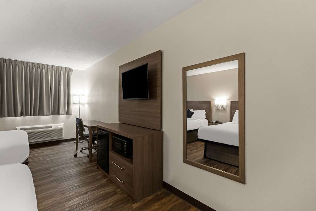 Red Lion Inn & Suites Caseyville - photo 9