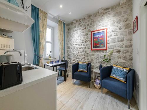 L & L Old Town Apartments Studio Apartment Lacroma — 4-Star Luxury Hotel in Dubrovnik, Croatia