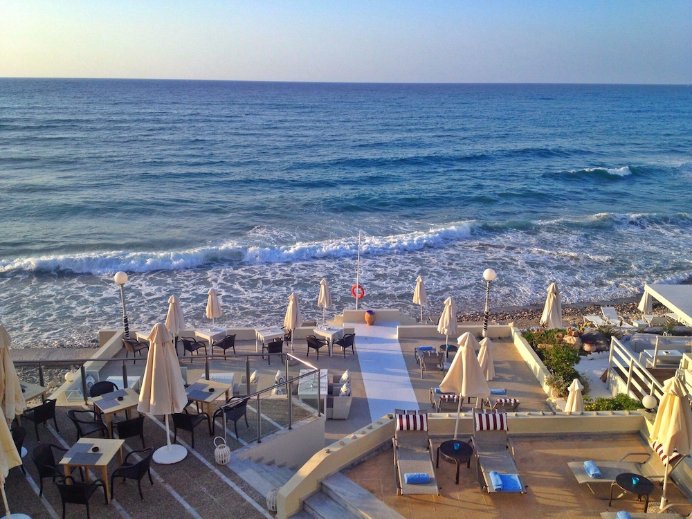 Filoxenia Beach - carbon neutral hotel in Rethymno