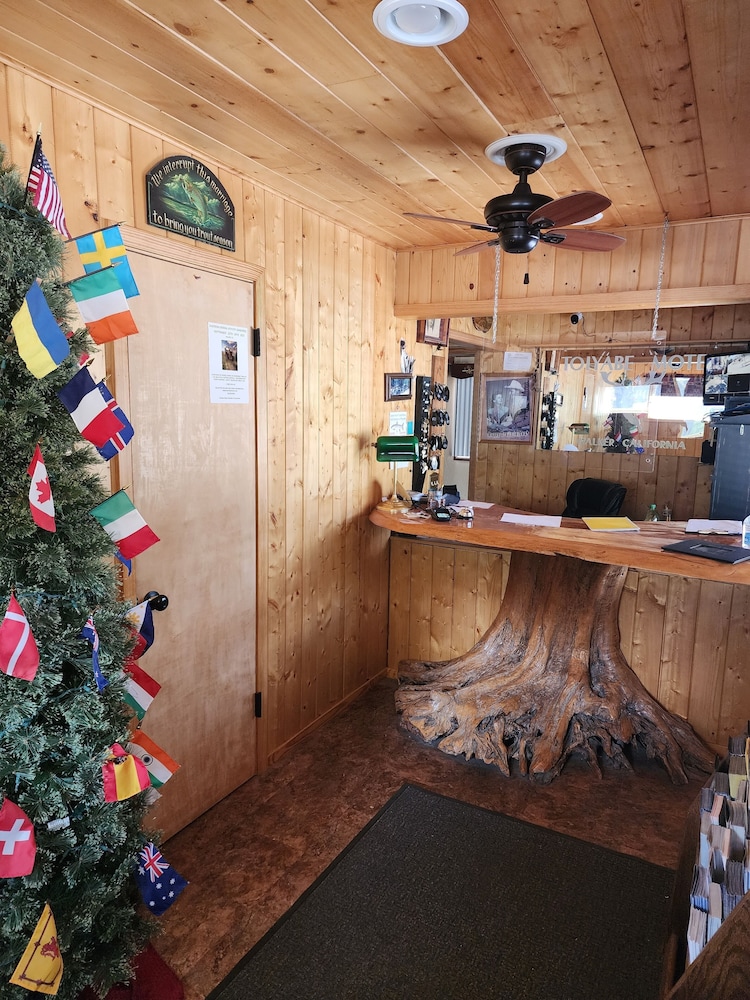 Toiyabe Motel - photo 2