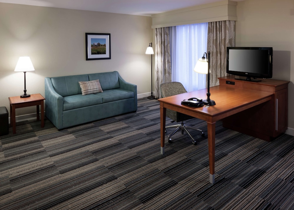 Hampton Inn & Suites Davenport - photo 11