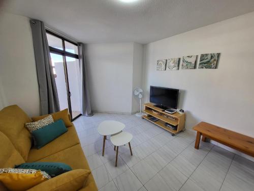 Summerland Estudio — 4-Star Luxury Hotel in Playa De Las Americas, Spain