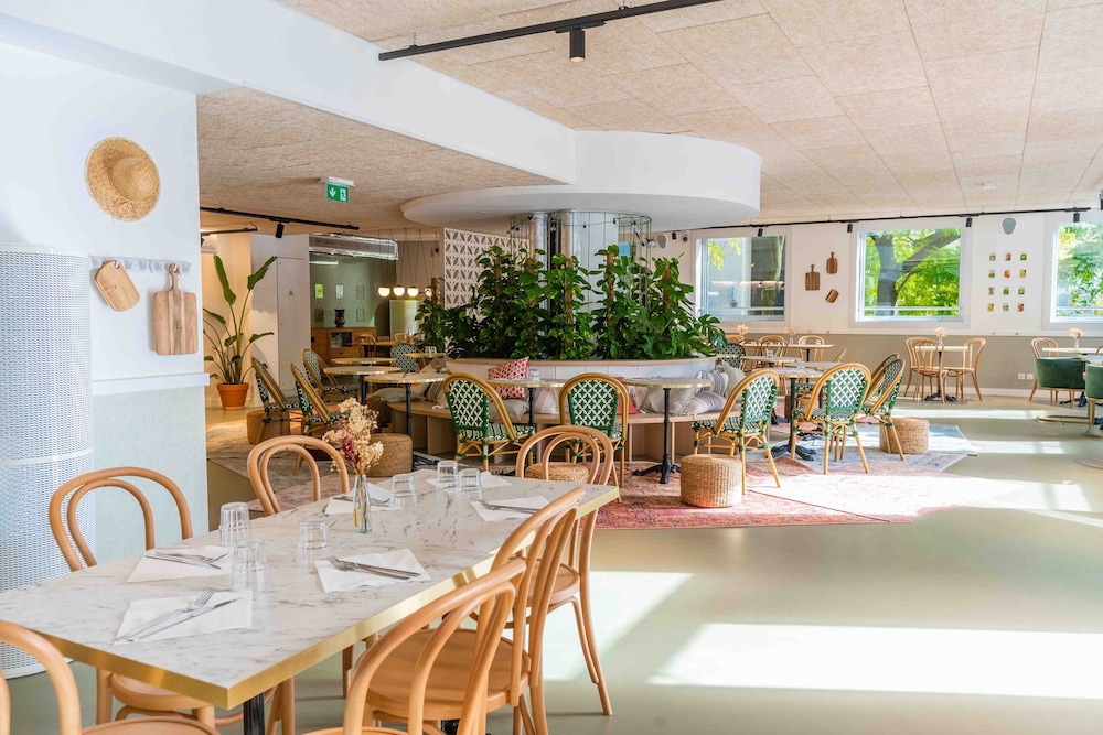 Ecla Paris Noisy Le Grand — hotel in Noisy-Le-Grand
