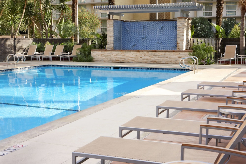 Four Points by Sheraton Los Angeles International Airport - photo 27