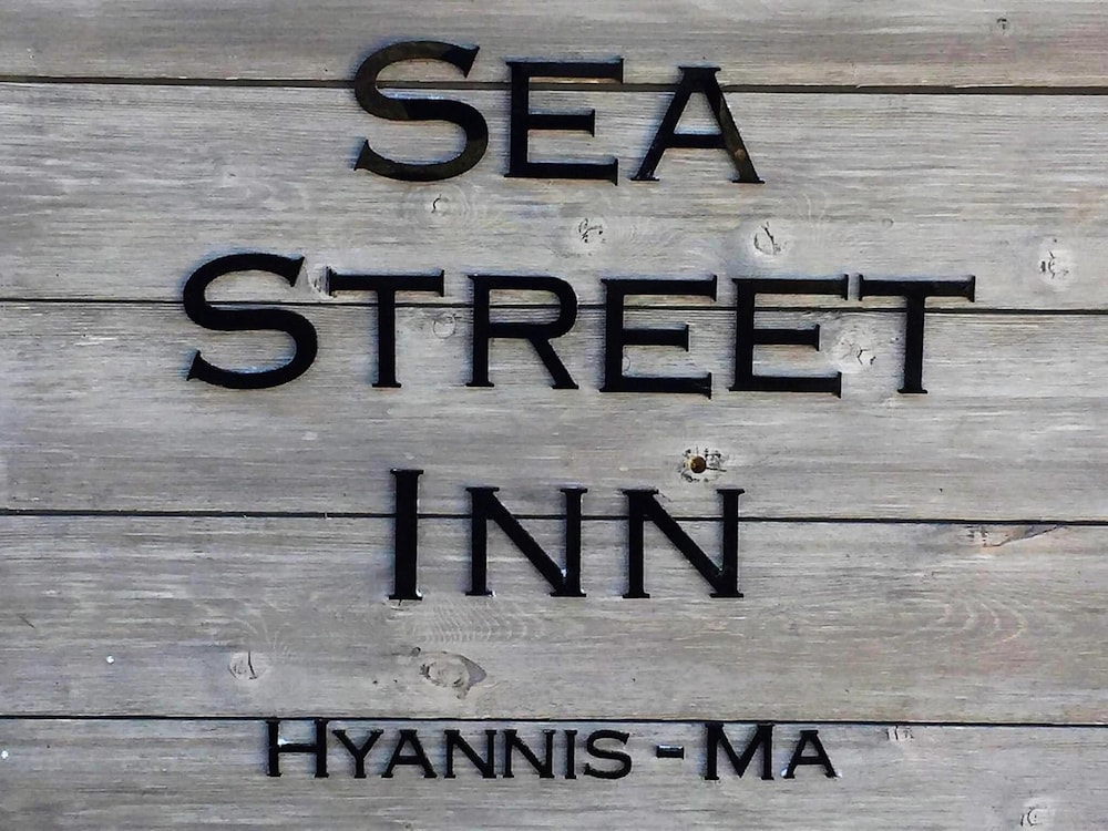 Sea Street Inn - photo 47
