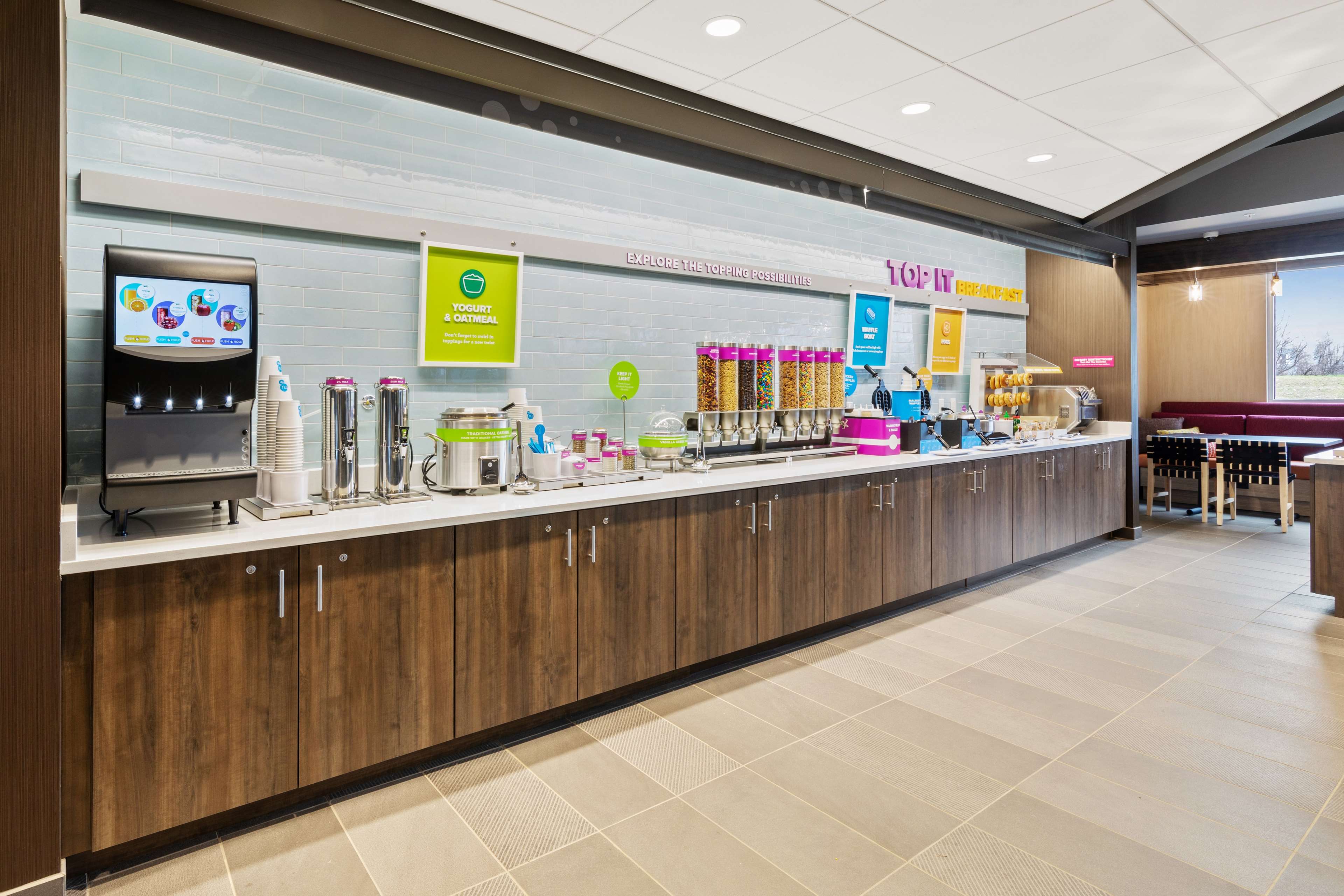 TRU BY Hilton Sharonville - photo 18