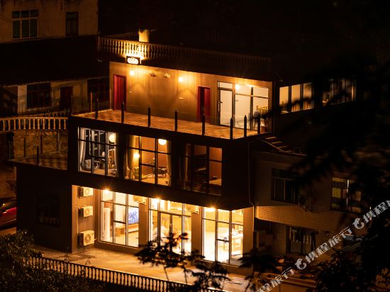 Chishuihe Shanju Hotel — hotel in Gulin