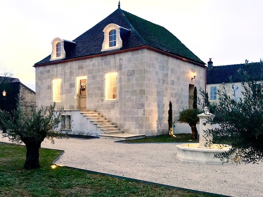 Clos Pierre Arnaud Spa — 5-Star Luxury Hotel in Beaune, France