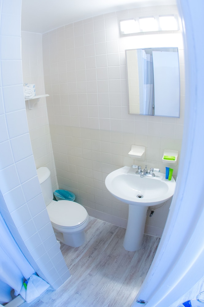 St Pete Beach Suites - photo 75