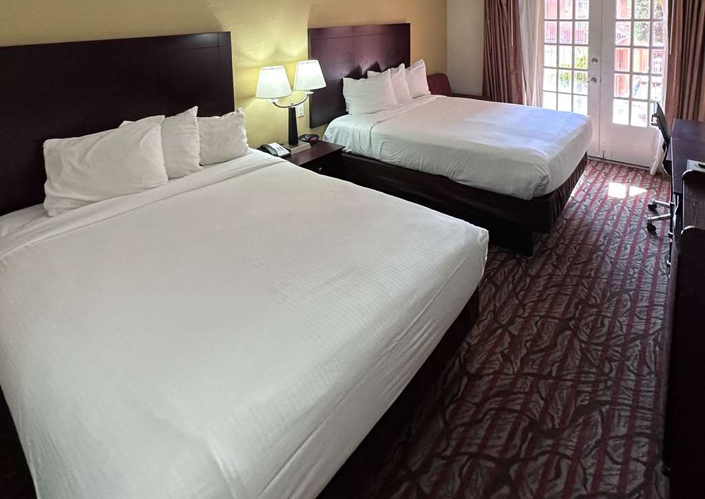 Best Western Market Center - photo 26