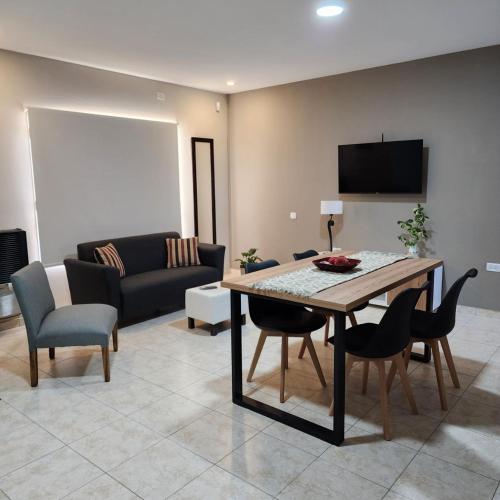 Estepa Sur Alojamiento Gaiman — 4-Star Luxury Hotel in Gaiman, Argentina
