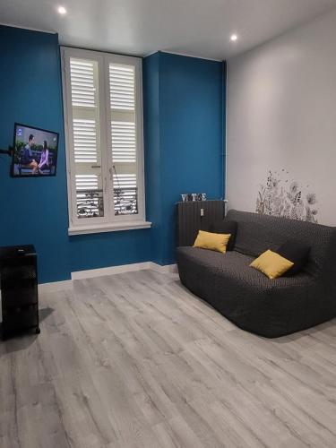 Grand Studio Refait a Neuf Centre Ville in La Bourboule, France