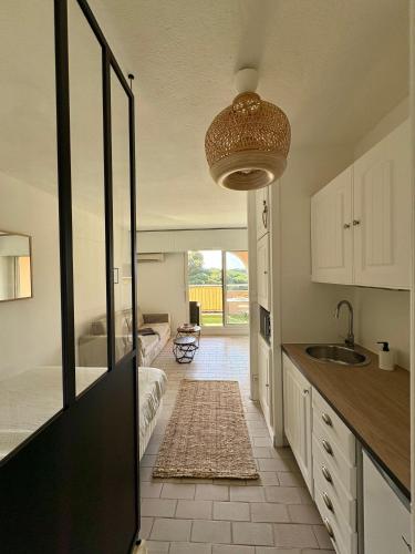 Sejour Au Port - carbon neutral hotel in Hyeres