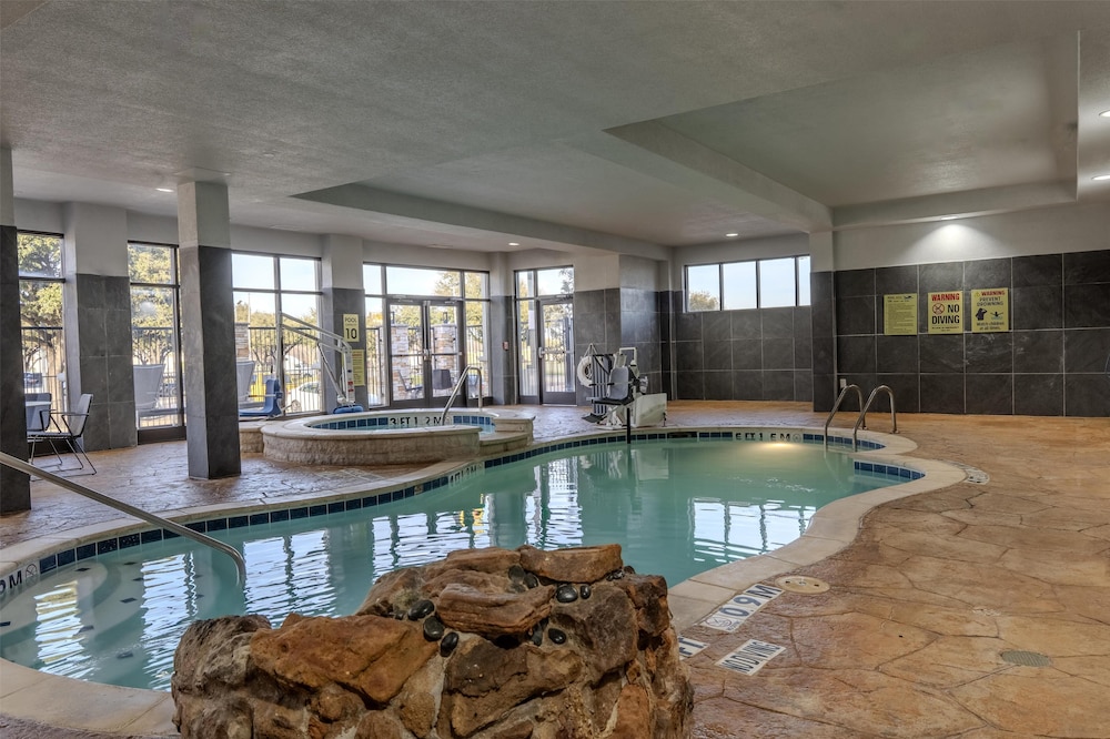 DoubleTree by Hilton Fort Worth Fossil Creek - photo 43