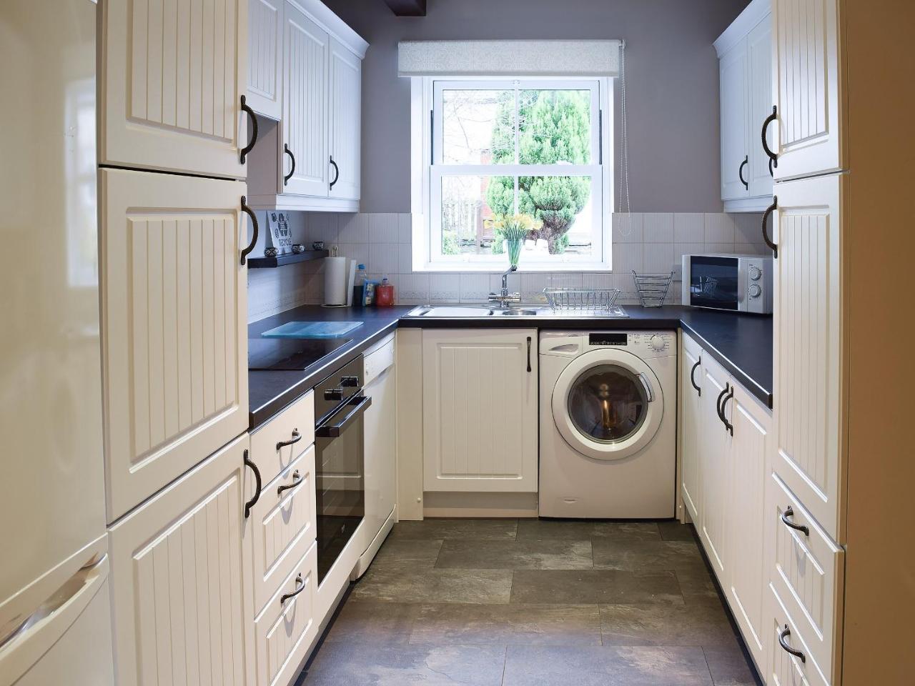 Manor Farm Cottage — 4-Star Luxury Hotel in Richmond, United Kingdom