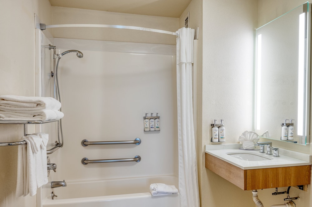 Staybridge Suites Allentown Bethlehem Airport by IHG - photo 52