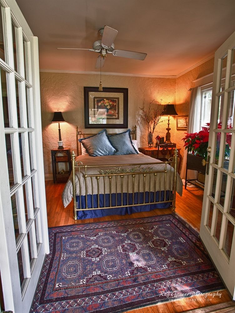 Elliott House — 4-Star Luxury Hotel in Sanford, United States
