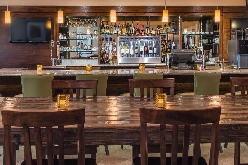 Doubletree By Hilton Beaverton - photo 28
