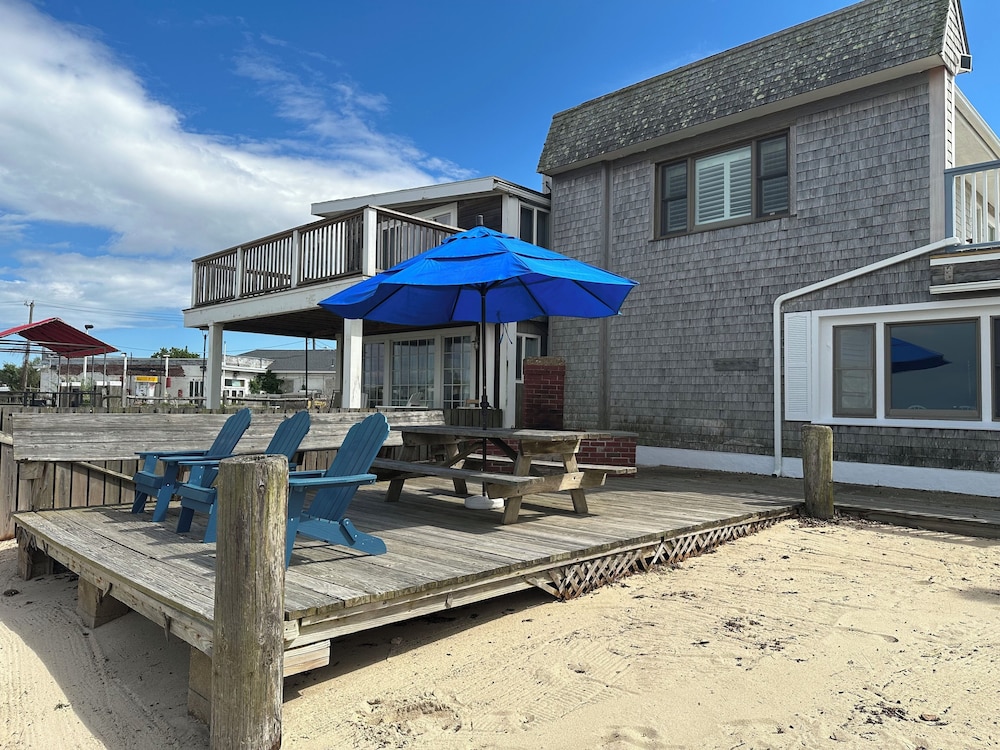Vineyard Harbor Motel Private Beach - photo 337
