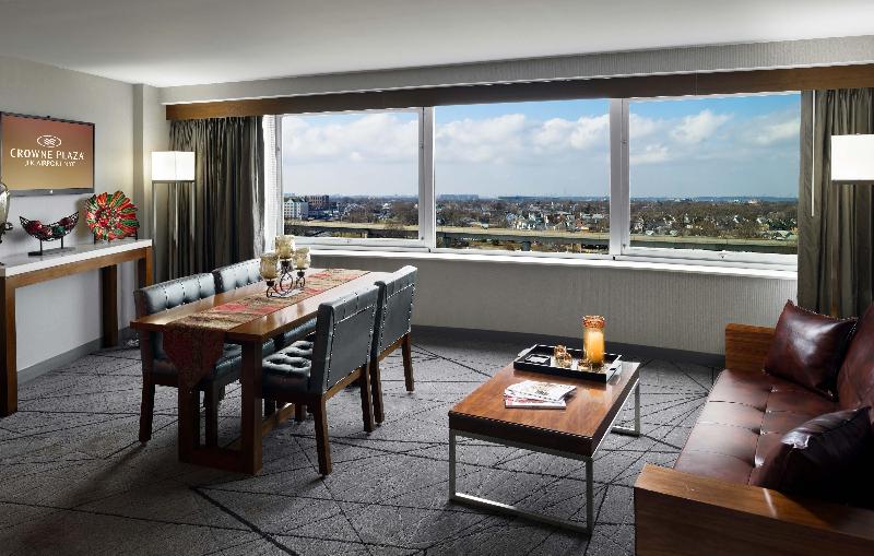 Crowne Plaza JFK Airport New York City - photo 21