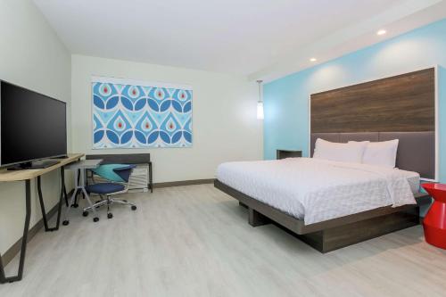 Tru by Hilton Amarillo West - photo 17