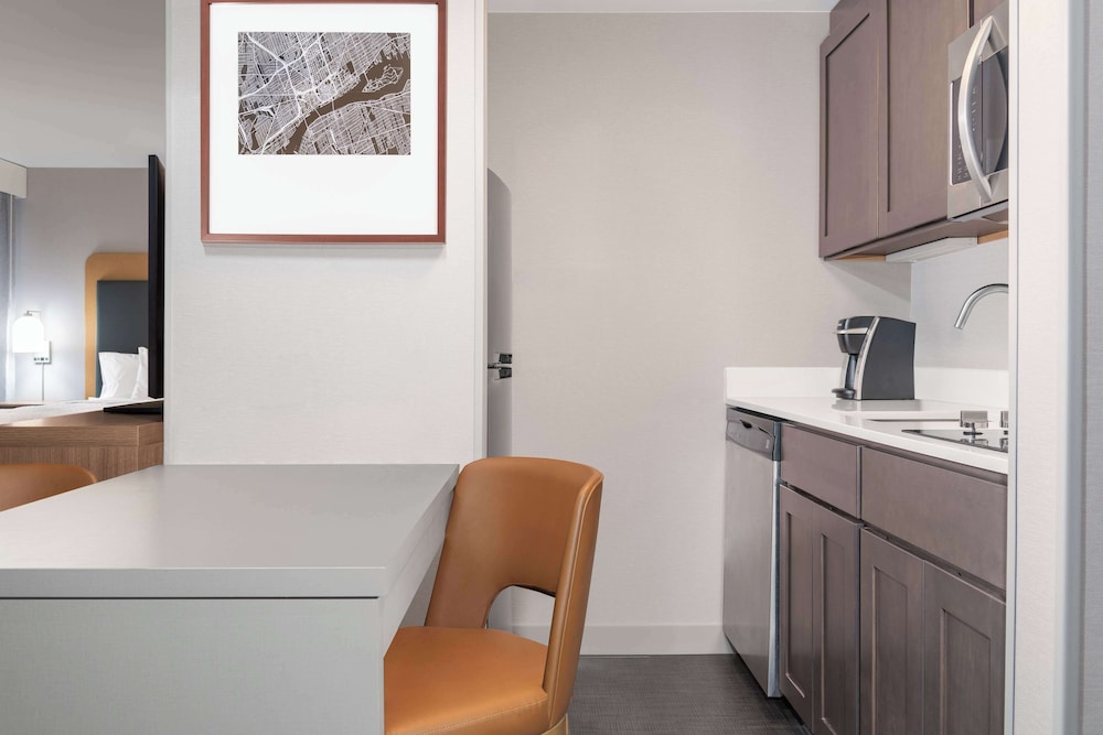 Homewood Suites by Hilton Detroit Troy - photo 20