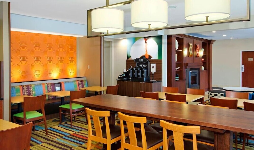 Fairfield Inn & Suites by Marriott Colorado Springs South - photo 16