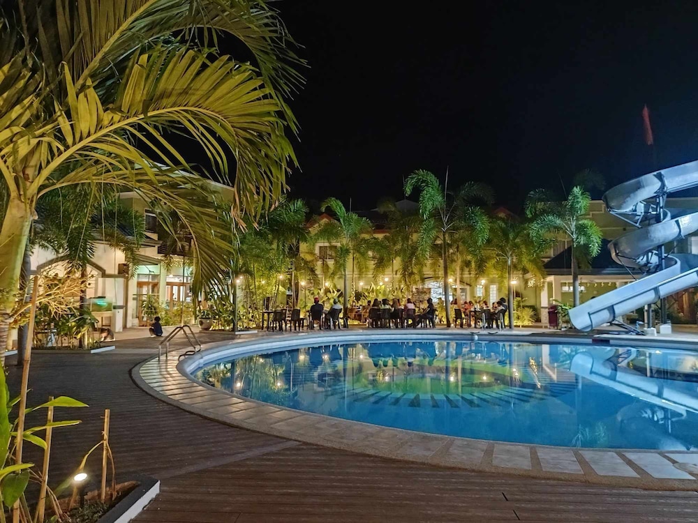 Marand Family Resort — hotel in Bauang