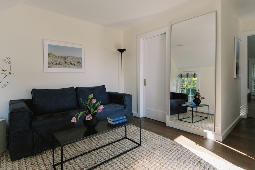 The Roundtree Amagansett - photo 32