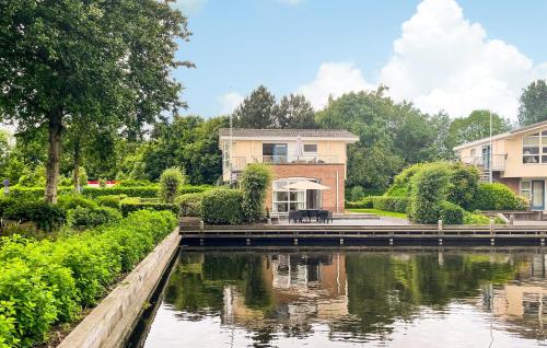 3 Bedroom Stunning Home In Workum — 5-Star Luxury Hotel in Workum, Netherlands