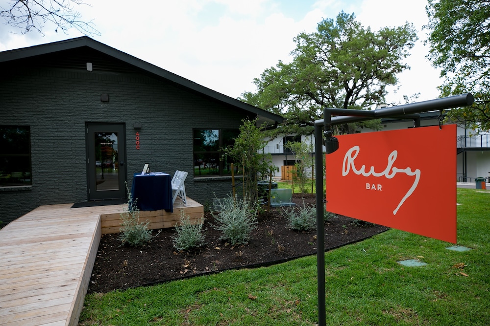The Ruby Hotel - photo 38
