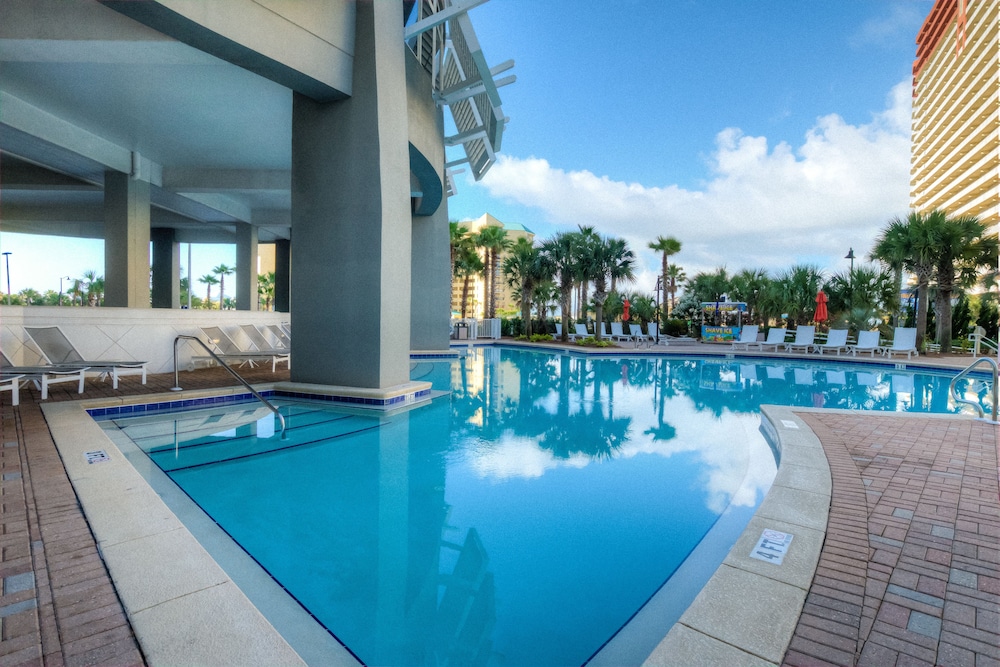 Laketown Wharf Resort by Aneliya's Rentals - photo 839