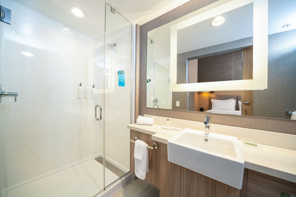 SpringHill Suites by Marriott Kenosha - photo 33