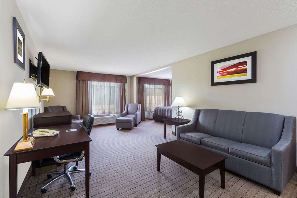 Wingate by Wyndham West Monroe - photo 11