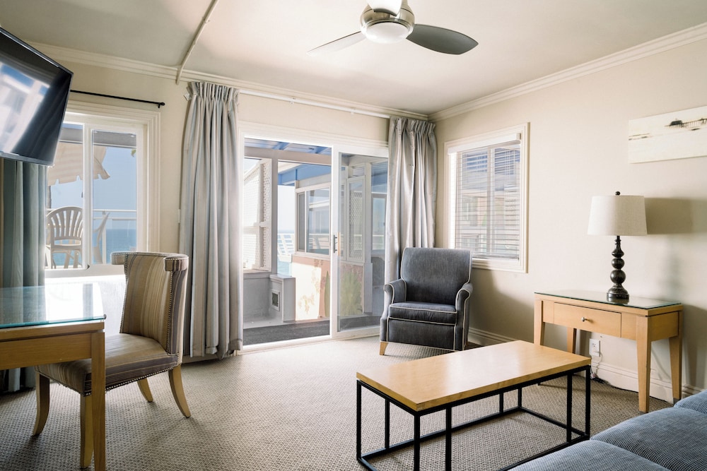 Laguna Surf Lodge by SCP Hotels - photo 26