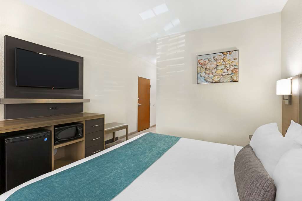 Best Western Plus Safford - photo 26