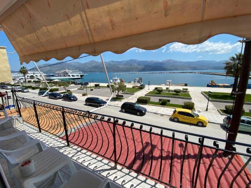 Waterfront Apartment — 4-Star Luxury Hotel in Lixouri, Greece