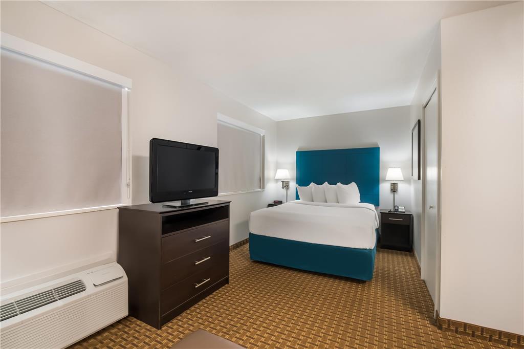 MainStay Suites Chattanooga Hamilton Place - photo 21
