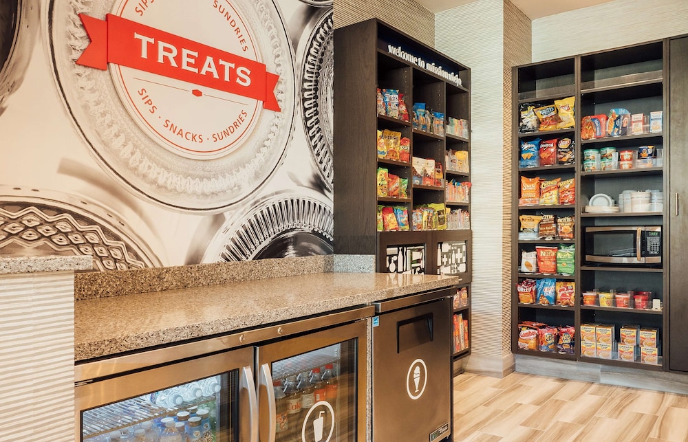 Hampton Inn & Suites Mission Viejo - photo 32