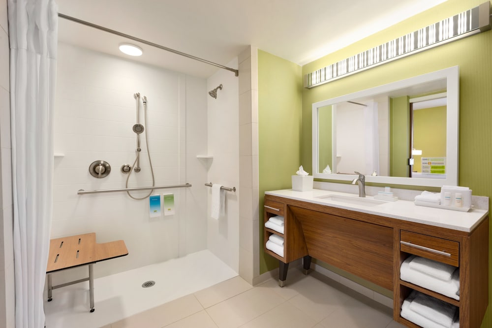 Home2 Suites by Hilton Cleveland Beachwood - photo 16