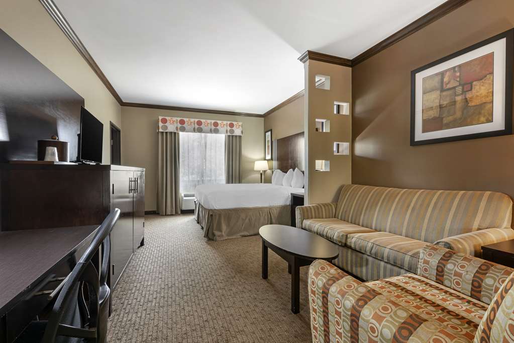Best Western Plus Texoma Hotel & Suites - photo 14