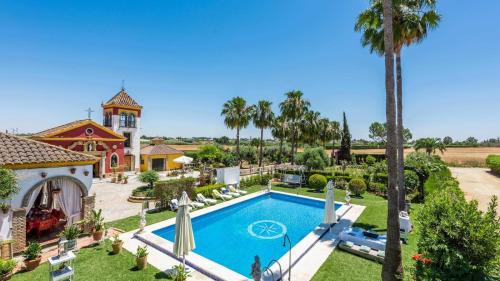 Casa Campo La Capilla Los Palacios y Villafranca by Ruralidays — 4-Star Luxury Hotel in Los Palacios Y Villafranca, Spain