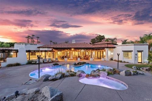 Ultimate Luxury Retreat Over 1 4 Acres Pool Spa More — 4-Star Luxury Hotel in La Quinta, United States
