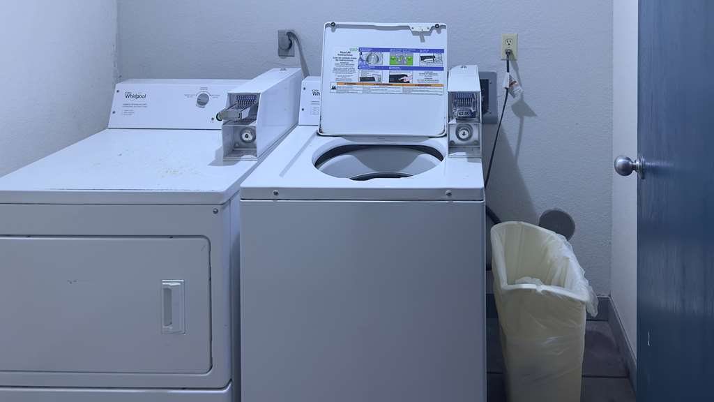 Motel 6 Waterloo IA - photo 29
