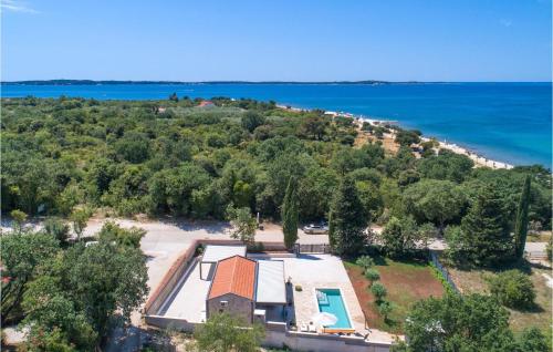 Amazing Home In Peroj With Wifi — 4-Star Luxury Hotel in Vodnjan, Croatia