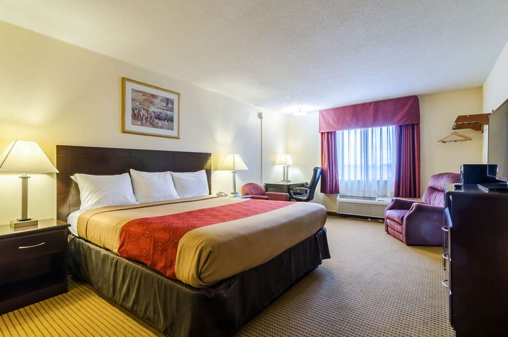 Econo Lodge Lexington - photo 10