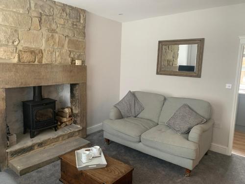 Tipsy Cottage Charming 2 bedroom home. — 4-Star Luxury Hotel in Burley In Wharfedale, United Kingdom