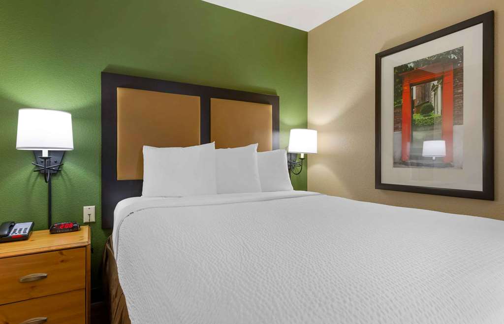 Extended Stay America Suites Phoenix Scottsdale - photo 6