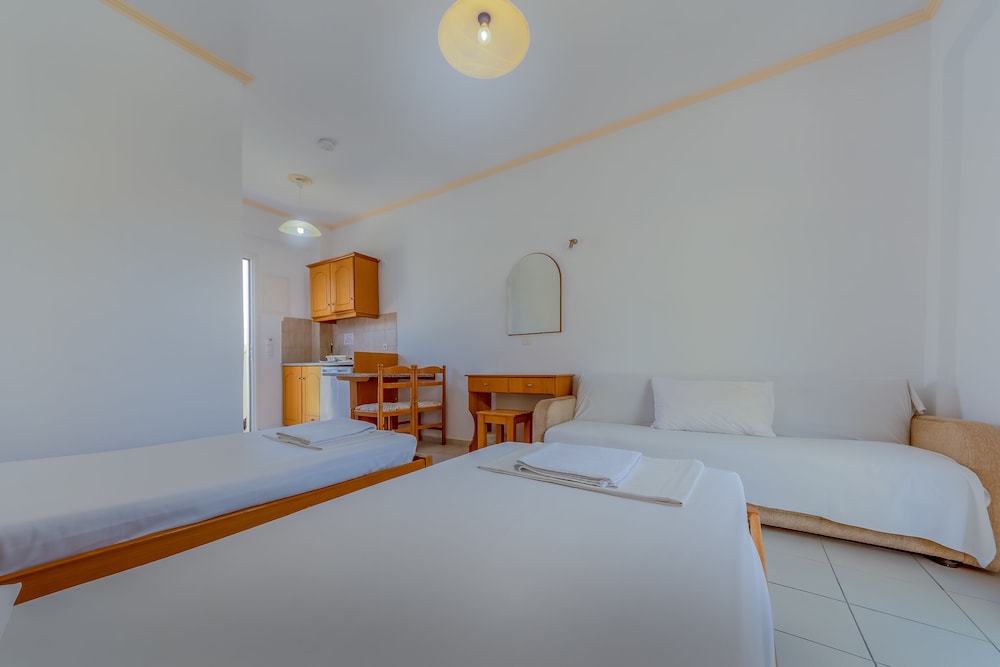Aphrodite Studios — Corfu — photo 4