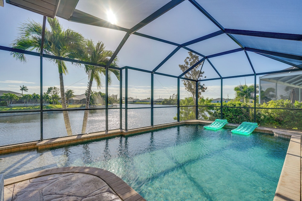 On Canal: Luxe Cape Coral Oasis w Pool & Lanai